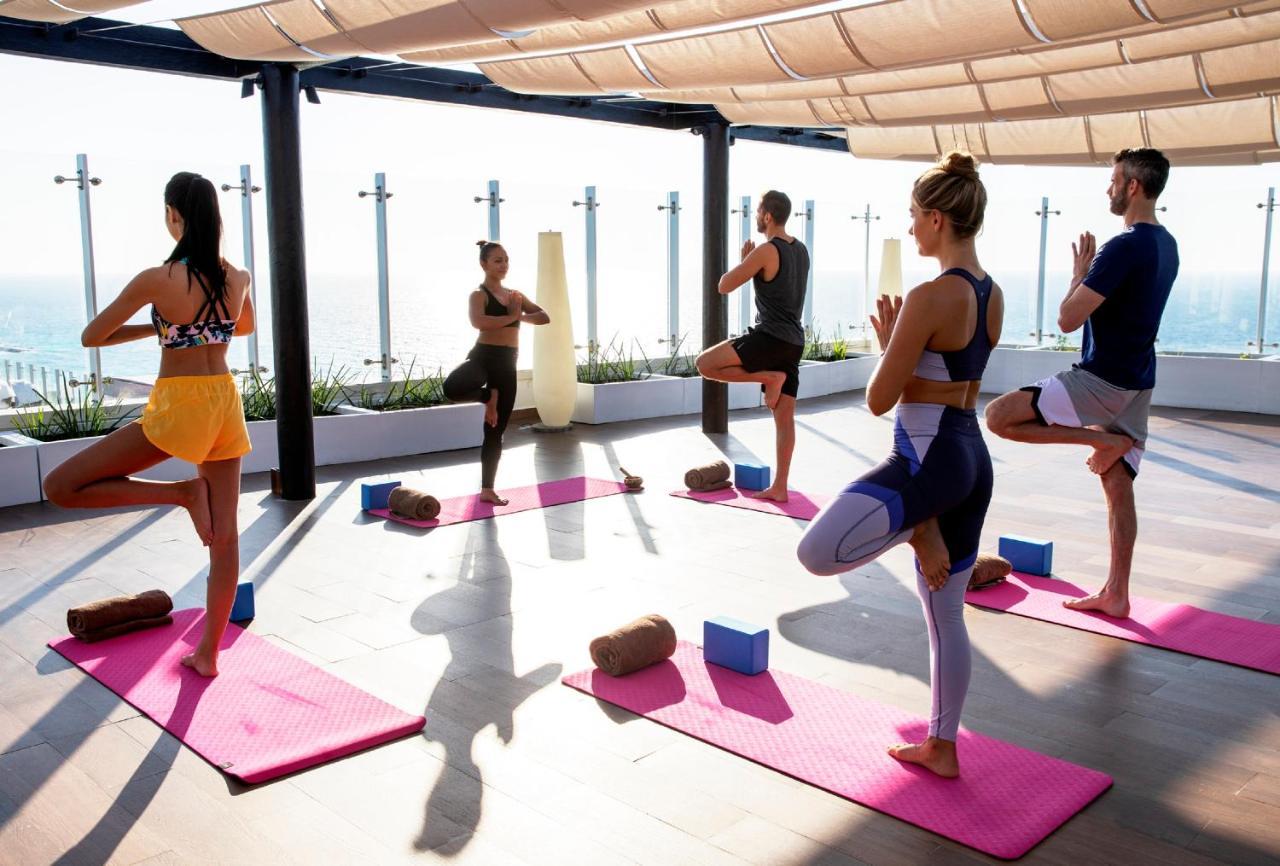 Royalton Chic Cancun, An Autograph Collection All-Inclusive Resort - Adults Only Екстериор снимка A yoga class on board a cruise ship